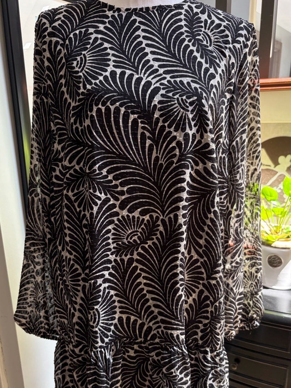 LOFT Black and White Floral Flocked Blouse